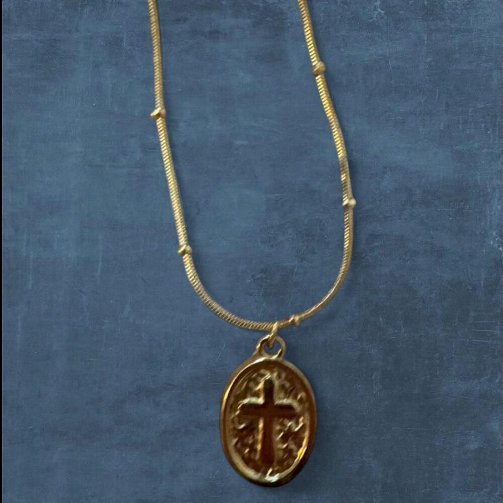 ꧁ᬊᬁ antique style 18k gold plated stainless steel cross necklace ᬊ᭄꧂